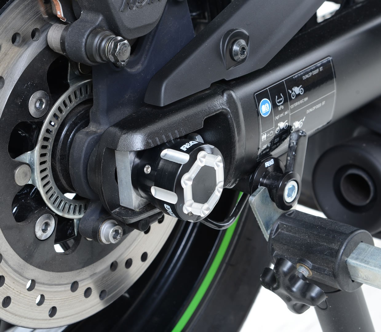 Lengőkarvédők Kawasaki Vulcan S '15- & Vulcan Cafe '18- - Image 2