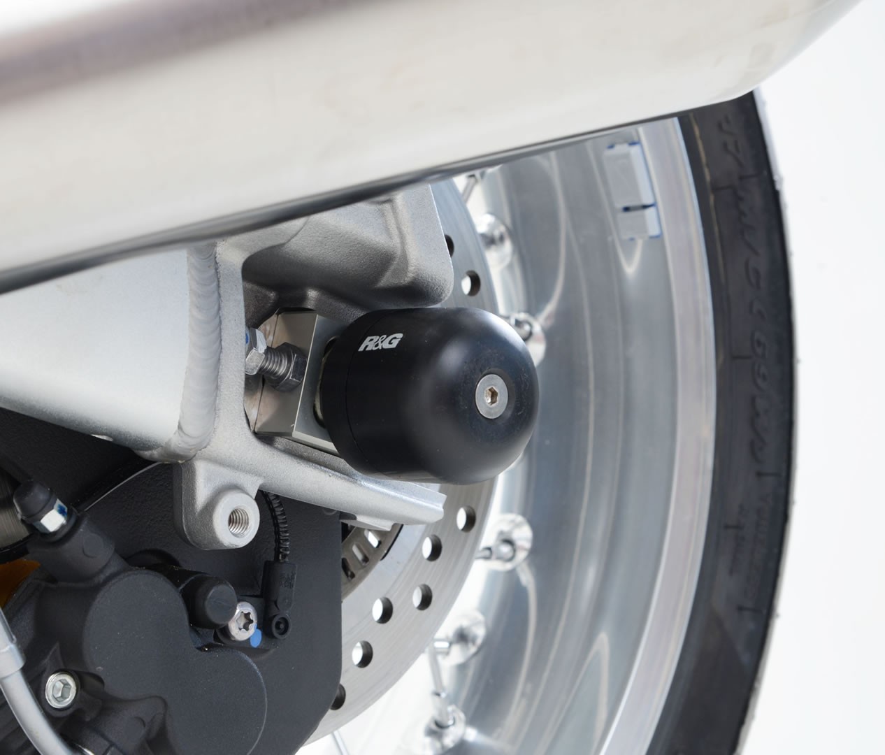 Lengőkarvédők Triumph Thruxton 1200 '16-, Thruxton 1200R '16-, Triumph Street Twin '16-, Speed Twin 1200 '19-'21 & Scrambler 1200 XC/XE '19-